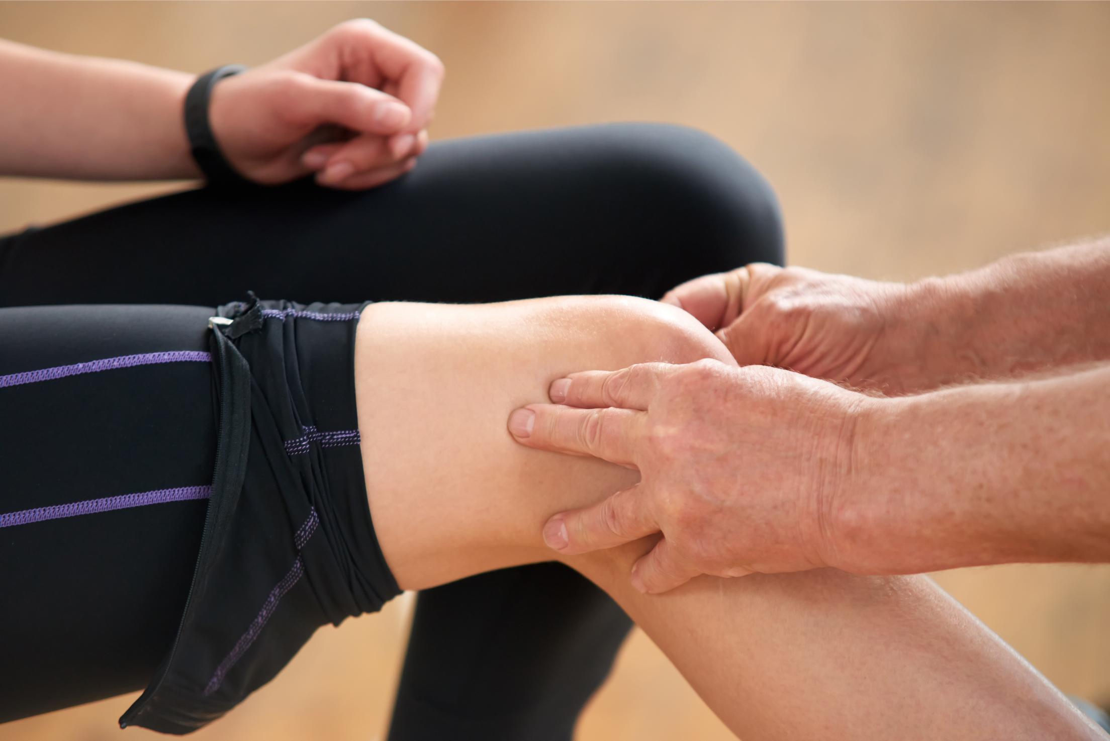 young-woman-having-leg-injury-2021-09-02-01-44-10-utc